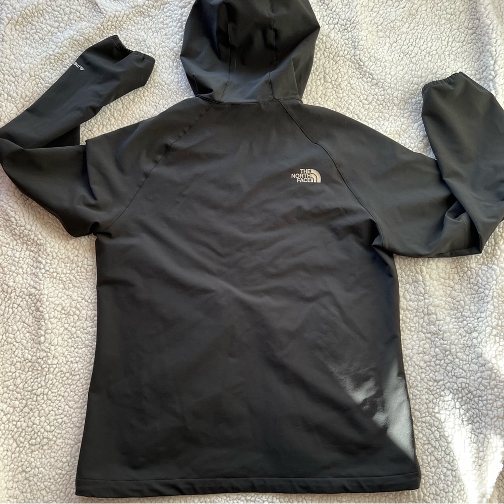 The North Face Women’s Apex Jacket - Picture 11 of 14